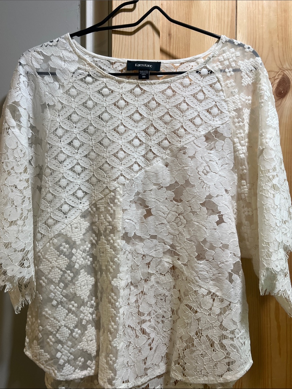 Karen Kane Cream Lace Crochet Blouse size x small